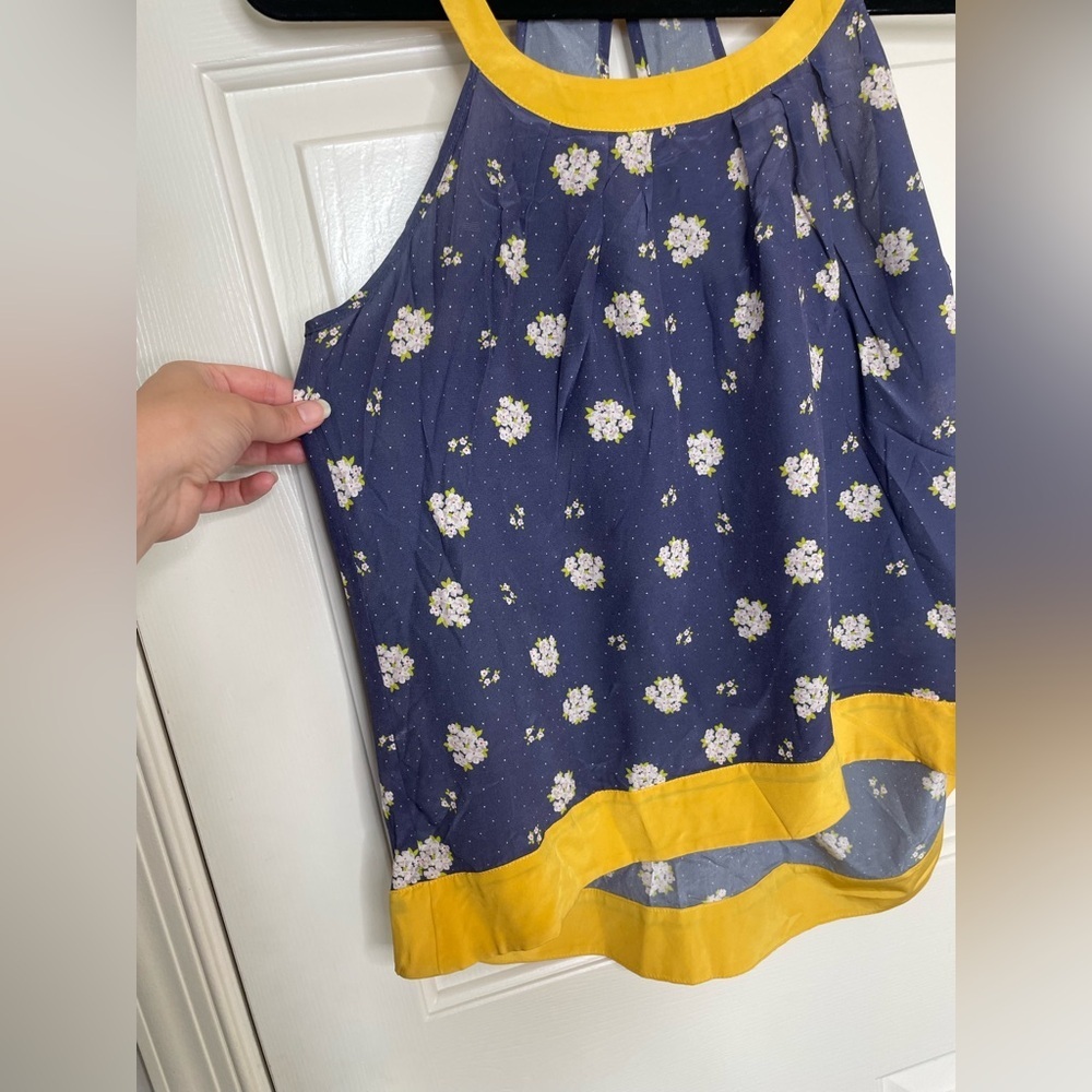 Jenny Han blue and yellow floral 100% silk sleeveless high low blouse | M - Picture 2 of 8